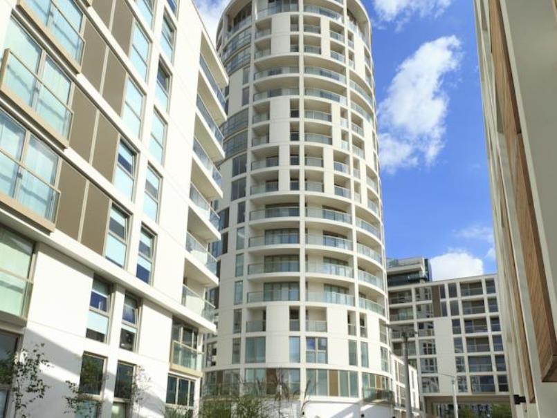 Saco Canary Wharf - Trinity Tower Londres Exterior foto